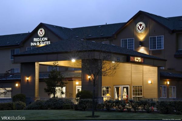 Red Lion Inn and Suites McMinnville